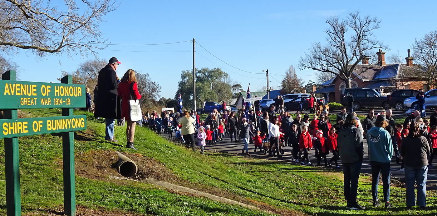 Buninyong Avenue of Honour